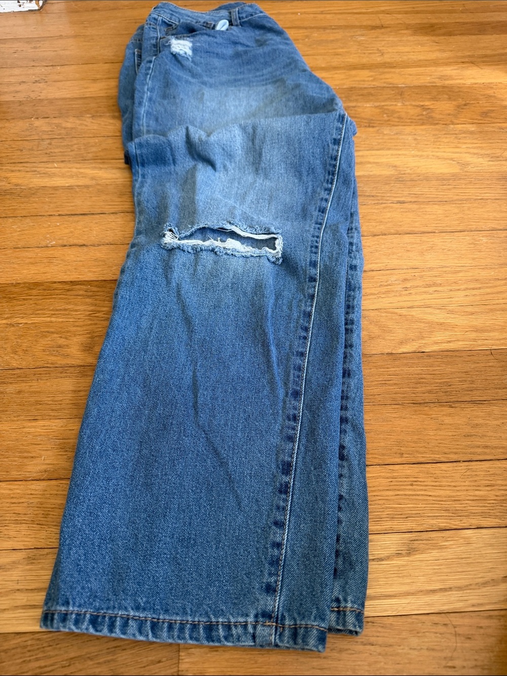 d jeans Blue Distressed Women's Sz 10 Jeans - Classic Straight Fit